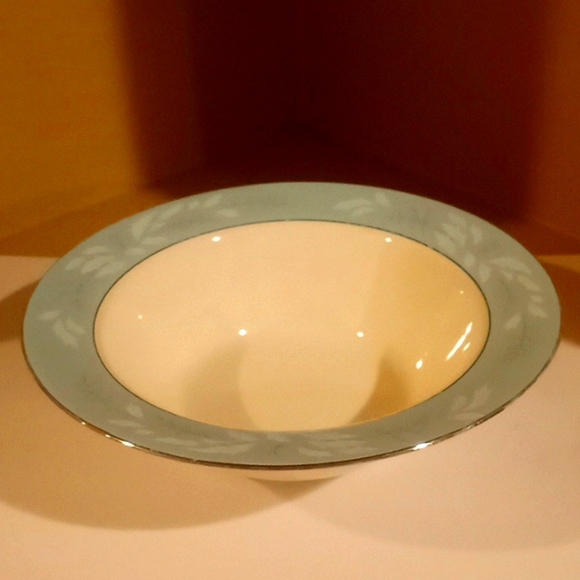 VTG- Homer Laughlin Cavalier Eggshell Round Vegetable Bowl 9.5" - Picture 5 of 10